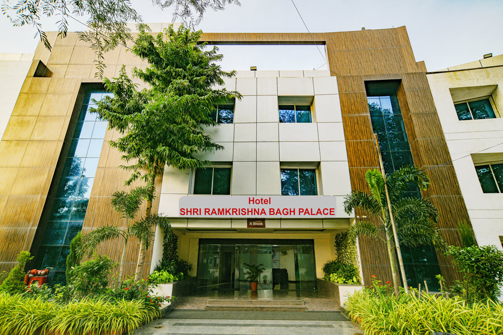 Facade Garden
